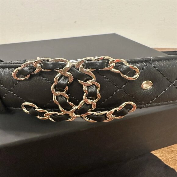 Authentic CHANEL Calfskin Quilted Black CC Gold Chain Belt, size 85 - Picture 2 of 7